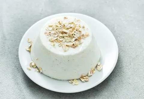 Panna cotta z serem pleśniowym - przepis Piotra Kucharskiego