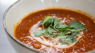 Krem z pieczonych papryk i czosnku