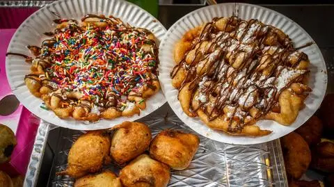 Amerykańskie pączki - jak zrobić funnel cakes?