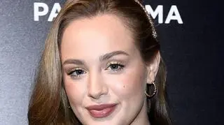 Wiktoria Gąsiewska zaskoczyła wszystkich odważnym zdjęciem. Pozuje na nim topless
