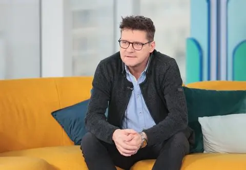 Życiowe wyzwania Wojciecha Malajkata. "Najbardziej  pochłania mnie nauczanie"