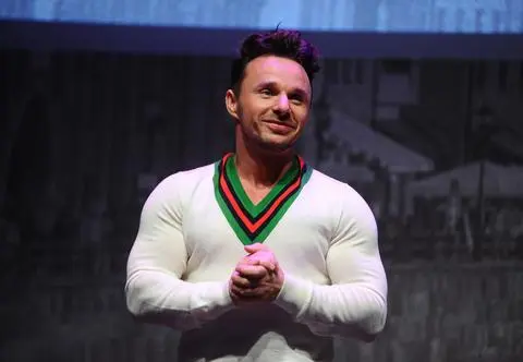 QCZAJ poleciał do mamy. "Potrzebuję tej łezki wzruszenia, co mi spływa po buzi"