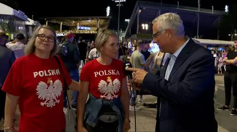Marcin Wrona przed stadionem US Open