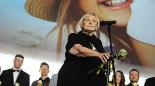 Mama Anny Przybylskiej oszukana na ponad 800 tysięcy zł? "Sprawiał wrażenie bardzo uczciwego"