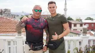 Adam Zdrójkowski z tatą w programie "Azja Express". Co o nich wiemy?