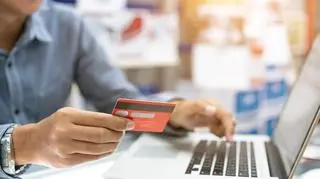 Oszuści podszywają się pod kolejny bank. Jak nie dać się oszukać?