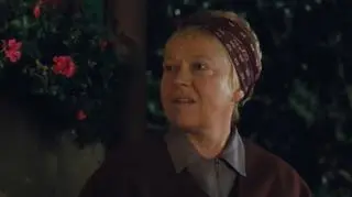 "Kiedy wchodzę na scenę, mam poczucie, że nie wiem, który świat jest realny. Kulisy Sławy Joanny Żółkowskiej