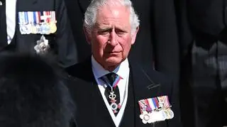 Wielkanoc w rodzinie królewskiej. Czy choroba pokrzyżuje plany Karolowi i Kate?