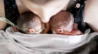 Adoptowali najstarsze zarodki na świecie. "Czuliśmy, że powinny dostać szansę na życie"