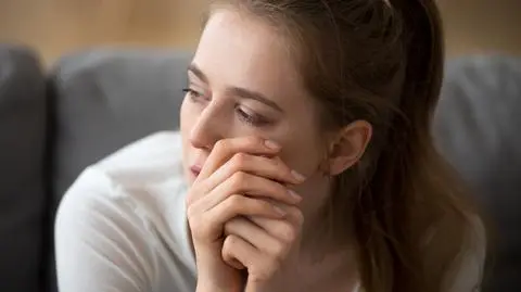 Ojciec w tajemnicy wyjechał do Paryża. Córka: "Nawet nie powiedzieli mi, że jadą"