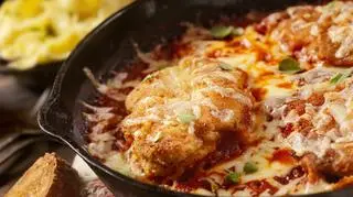 Zapiekanka z kurczakiem – prosty sposób na obiad