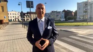 "Podnieś głowę! Warto żyć!". Jak zachęcić młodych do odkładania telefonu przed przejściem dla pieszych?