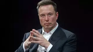 Elon Musk chce wszczepiać implanty do mózgu. Czym jest Neuralink?
