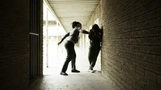 Nie żyje 16-latka zaatakowana w szkolnej łazience. Matka dziewczyny ma żal do dyrekcji