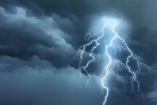 IMGW wydało alert przed burzami i gradem 