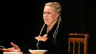 Portal wytknął Krystynie Jandzie, że ma dziurawe buty. Aktorka odpowiedziała