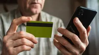 Nowa metoda oszustwa "na lekarza". Na co uważać, by nie stracić pieniędzy?