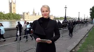 Brytyjczycy żegnają królową Elżbietę II. "Przez całą swoją służbę nas nie zawiodła. My musimy zrobić to samo"