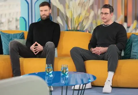 Chłopaki też płaczą. "Jesteśmy cały czas w staroświeckich, sztywnych ramach męskości" 