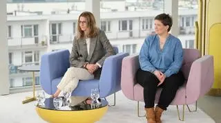 "Połóg to burza hormonalna, zmęczenie i bolesność". Położna radzi, jak przetrwać ten okres