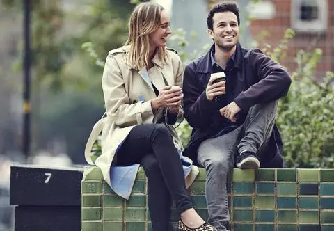 Randka przed pracą, czemu nie? Singielki pokochały nowy trend