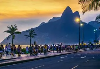 Jakie miejsca warto odwiedzić w Rio de Janeiro?