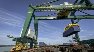 22-letni Kacper nie żyje. Dlaczego pozwolono mu pracować na suwnicy w ekstremalnych warunkach pogodowych?