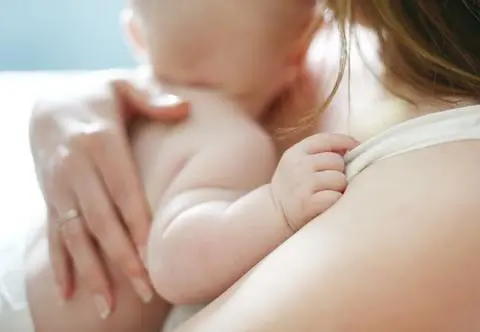 Stworzyła listę zasad dla odwiedzających jej dziecko. "Powinnaś się wstydzić"