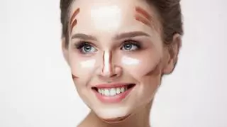 Jak zmniejszyć nos za pomocą widelca i makijażu? Oto pomysł TikTokerek