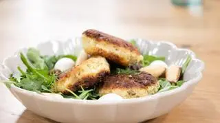 Czas na białe warzywa. Sprawdź przepis Darii Ładochy na placuszki owsiano-kalarepowe