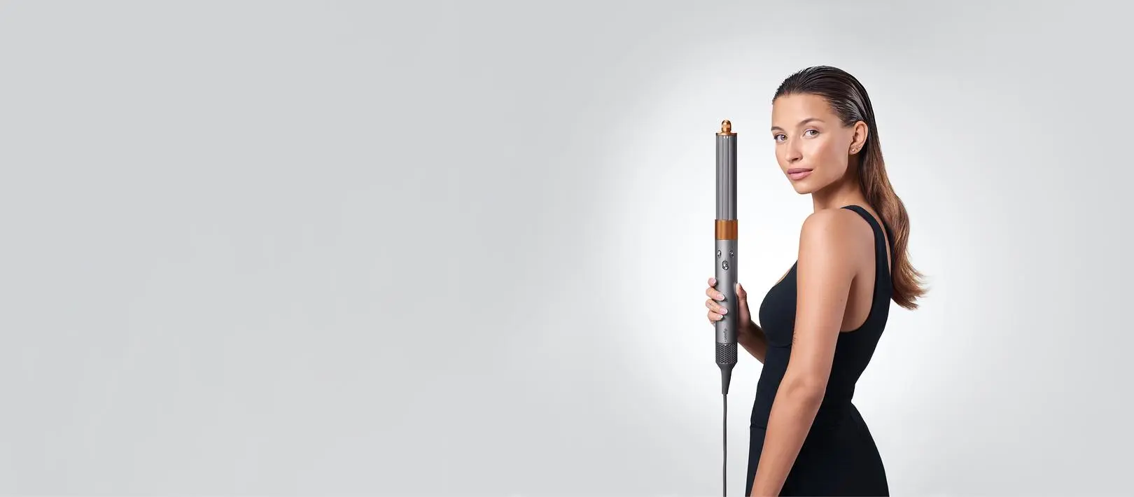 Julia Wieniawa - Ambasadorka Dyson Polska