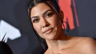 Ciężarna Kourtney Kardashian w stroju kąpielowym. Fani: "Najbardziej naturalna z sióstr" 