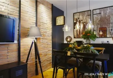 Jak urządzić loftowy salon? Sprawdźcie pomysł Krzysztofa Mirucia