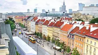 Utrudnienia i zmiany w komunikacji miejskiej w Warszawie z powodu Marszu Miliona Serc. Czego się spodziewać?
