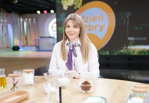 Pielęgnacja rzęs i brwi krok po kroku. Trzy sposoby, aby zachwycić piękną cerą