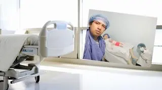 Ożenił się ze szmacianą lalką. Teraz powitali na świecie trzecie dziecko. "To nie jest normalne"