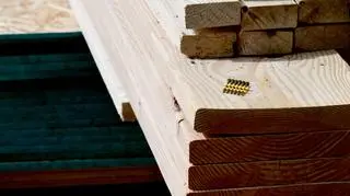 Oferował tanie materiały budowlane, klienci zostawali z niczym. "Straciłem 33 tys. zł"