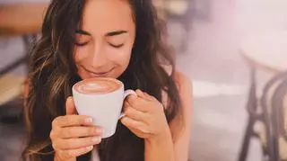 Czy kofeina może wpływać na naszą sprawność i czujność? Badacze nie mają wątpliwości 