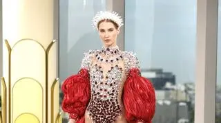 Tylko u nas! Strój narodowy na wybory Miss Supranational 2022. "Wykorzystano na niego 200 m materiału"