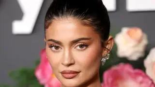 Kylie Jenner w ogniu krytyki. Chodzi o jej brwi. "To nie wygląda dobrze"