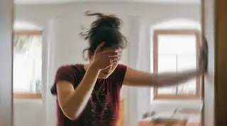 Na epilepsję w Polsce choruje nawet 300 tysięcy osób. Jak pomóc osobie doświadczającej napadu padaczkowego?