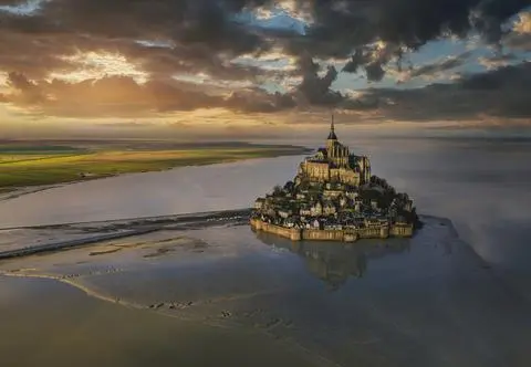 Mont Saint-Michel – francuska wyspa, którą warto zwiedzić