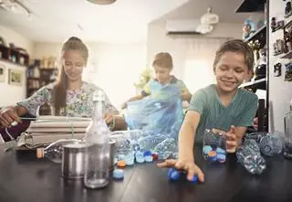 To koniec zbiórek plastikowych zakrętek? Unia Europejska podjęła decyzję