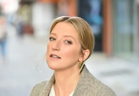 Lara Gessler wspomina rozstanie rodziców. "Runął mój świat rodem z filmów o Carringtonach"