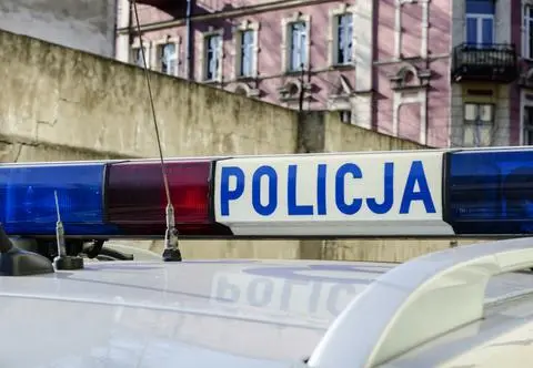 55-latek podejrzany o oszukiwanie seniorów. Pomagać miała mu 12-latka