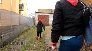Uwaga! TVN. Woli spać z dziećmi na ulicy, niż wrócić do domu