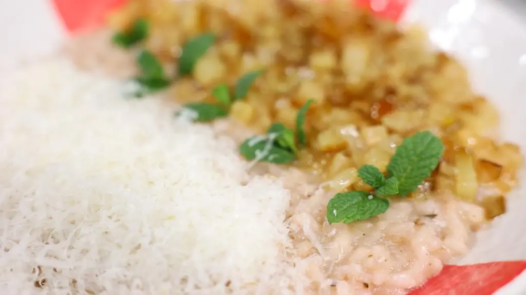Risotto z gorgonzolą i gruszką