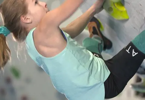 Wspinaczka jest świetnym sportem dla dzieci. "Mamy to w genach"