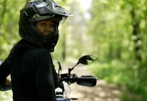Znana podróżniczka okrąży Ziemię motocyklem. "Każdy z was może do mnie dołączyć" 