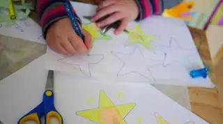 Jak narysować gwiazdę? Rodzaje gwiazd i wskazówki krok po kroku